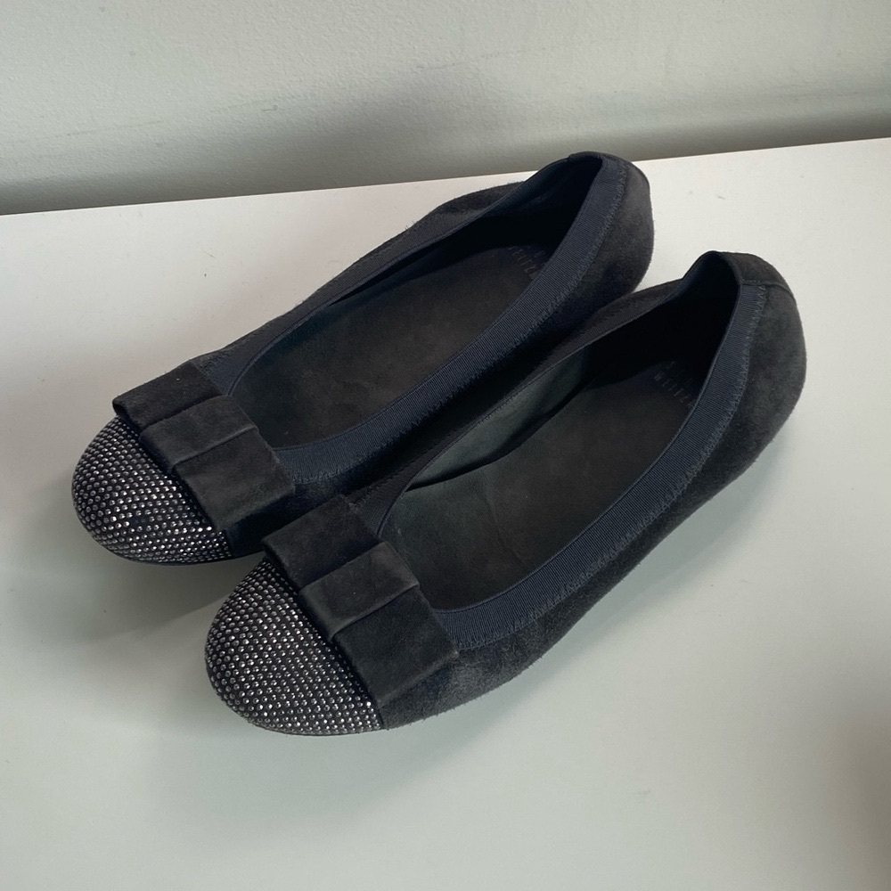 Stuart Weitzman Cabot Flats Suede Leather Bow Studded Size 7 - Picture 2 of 10